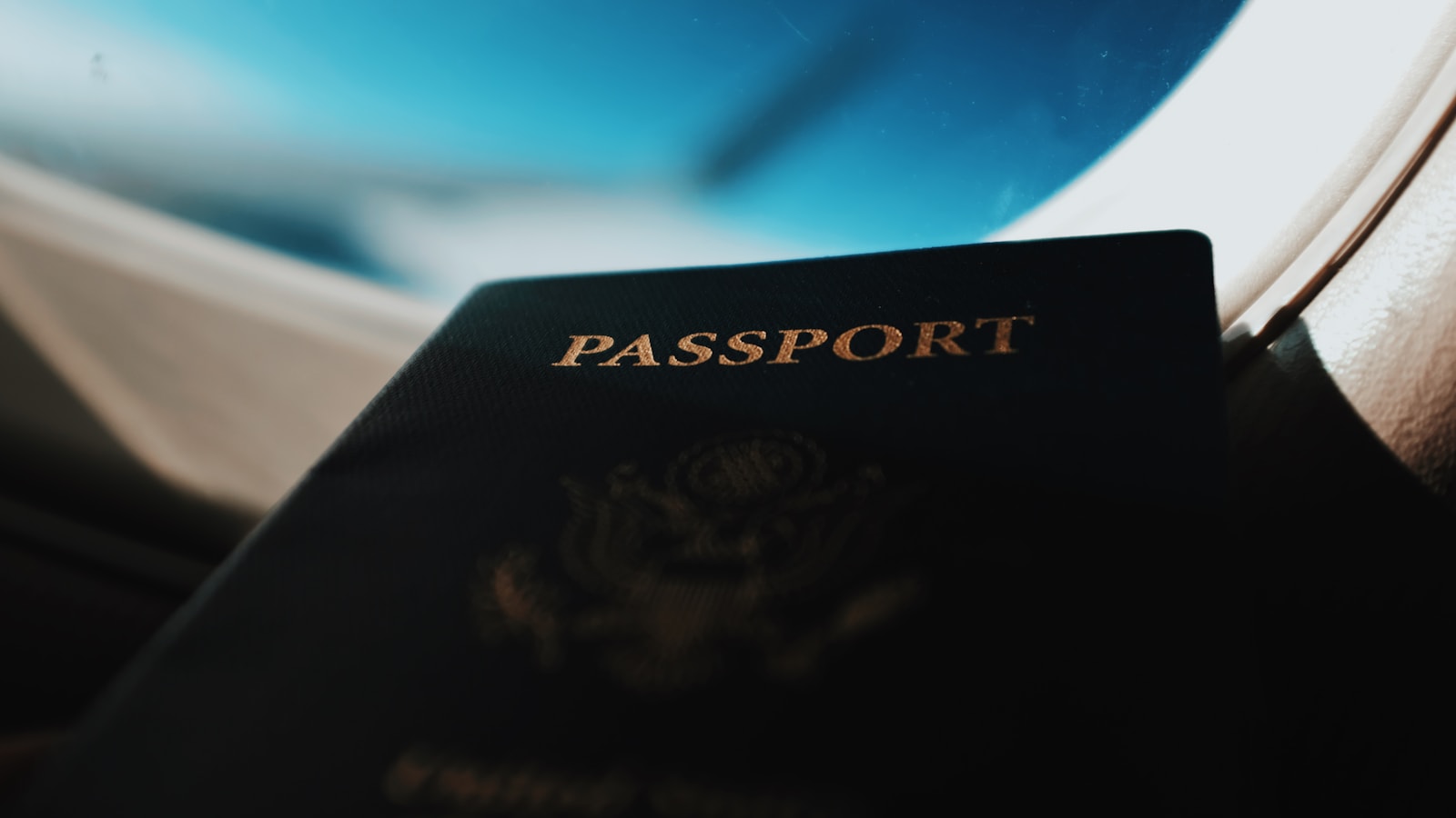 Applicant comparing a Certificate of Sponsorship start date with a calendar