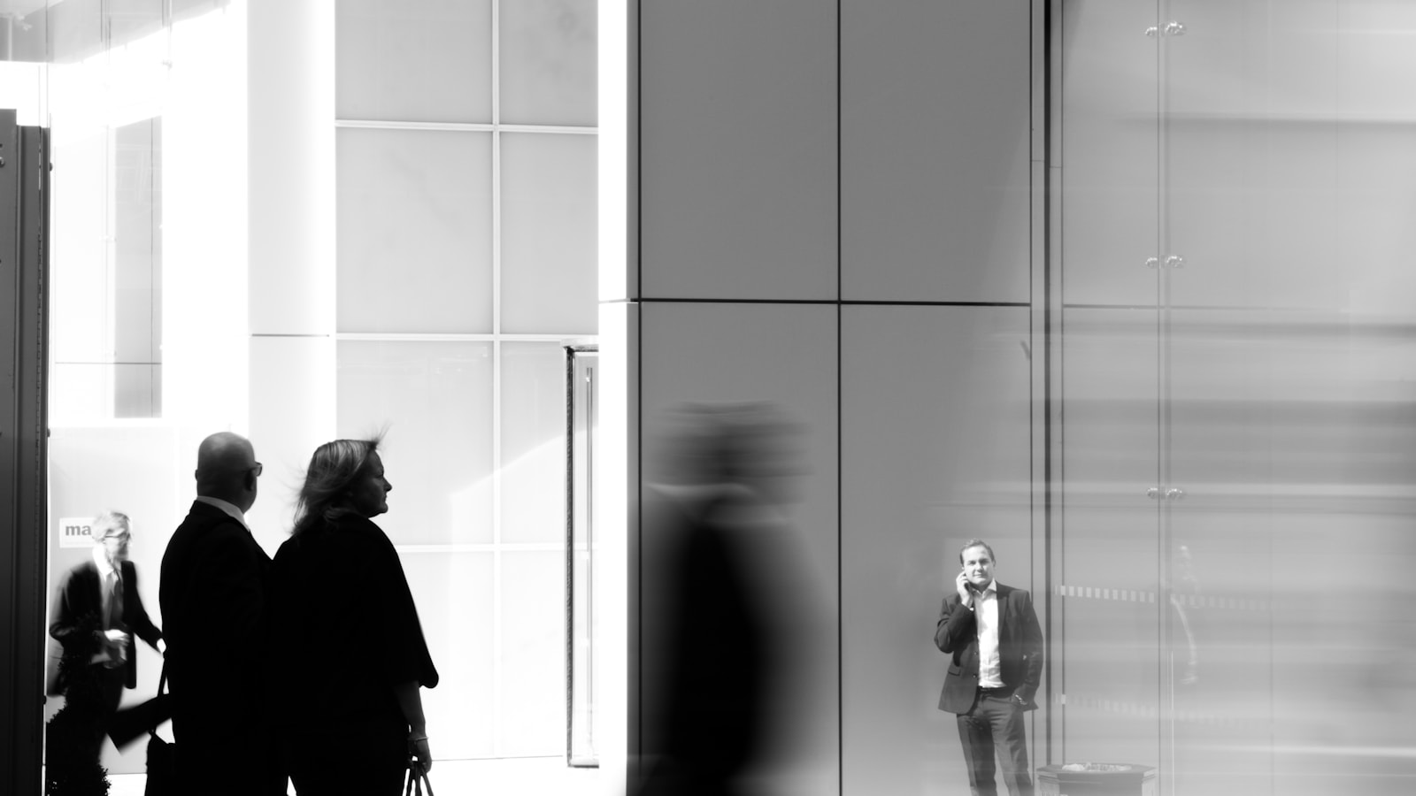 Graduate calculating the new entrant Skilled Worker salary requirement